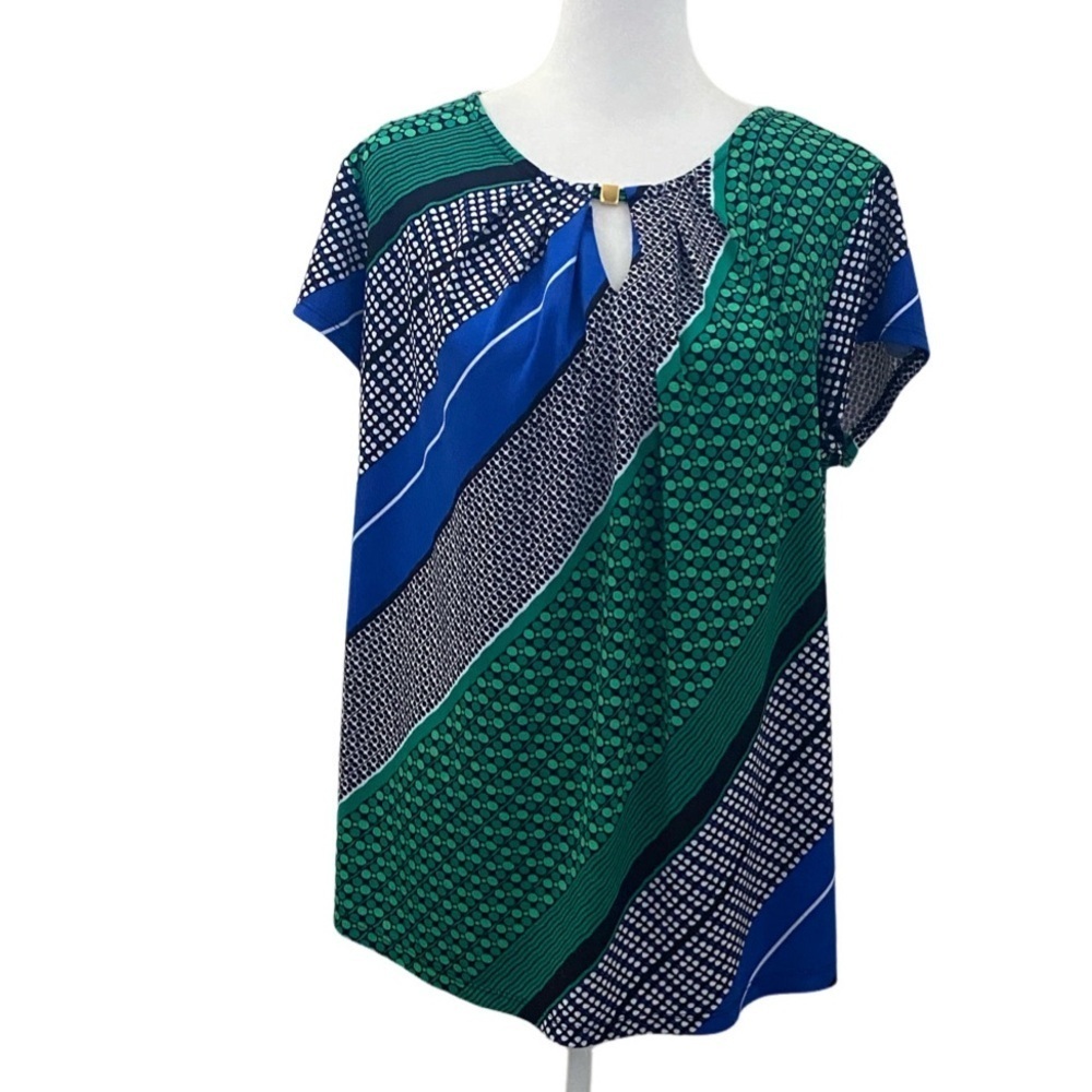Liz Claiborne Green and Blue Patterned Blouse. Short Sleeved. Size L.